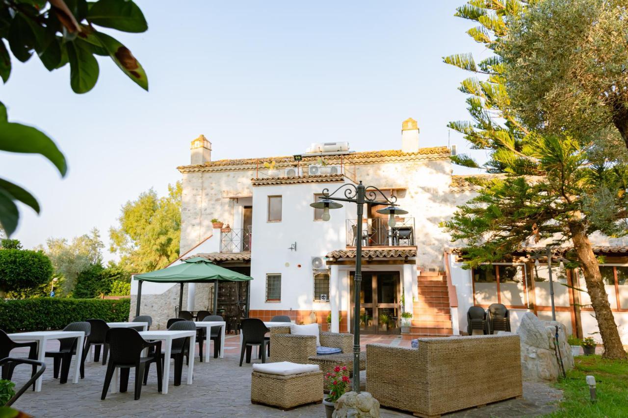 Maison d'hôtes Il Casale Le Tre Volte à Solfara Mare Extérieur photo