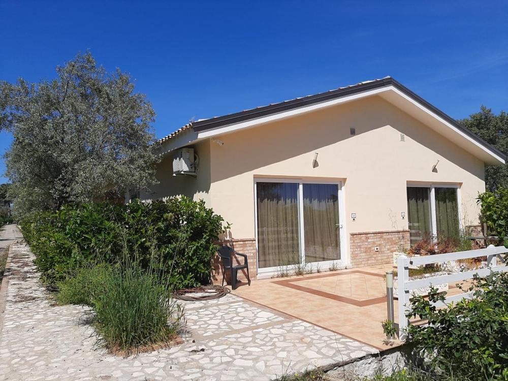 Maison d'hôtes Il Casale Le Tre Volte à Solfara Mare Extérieur photo