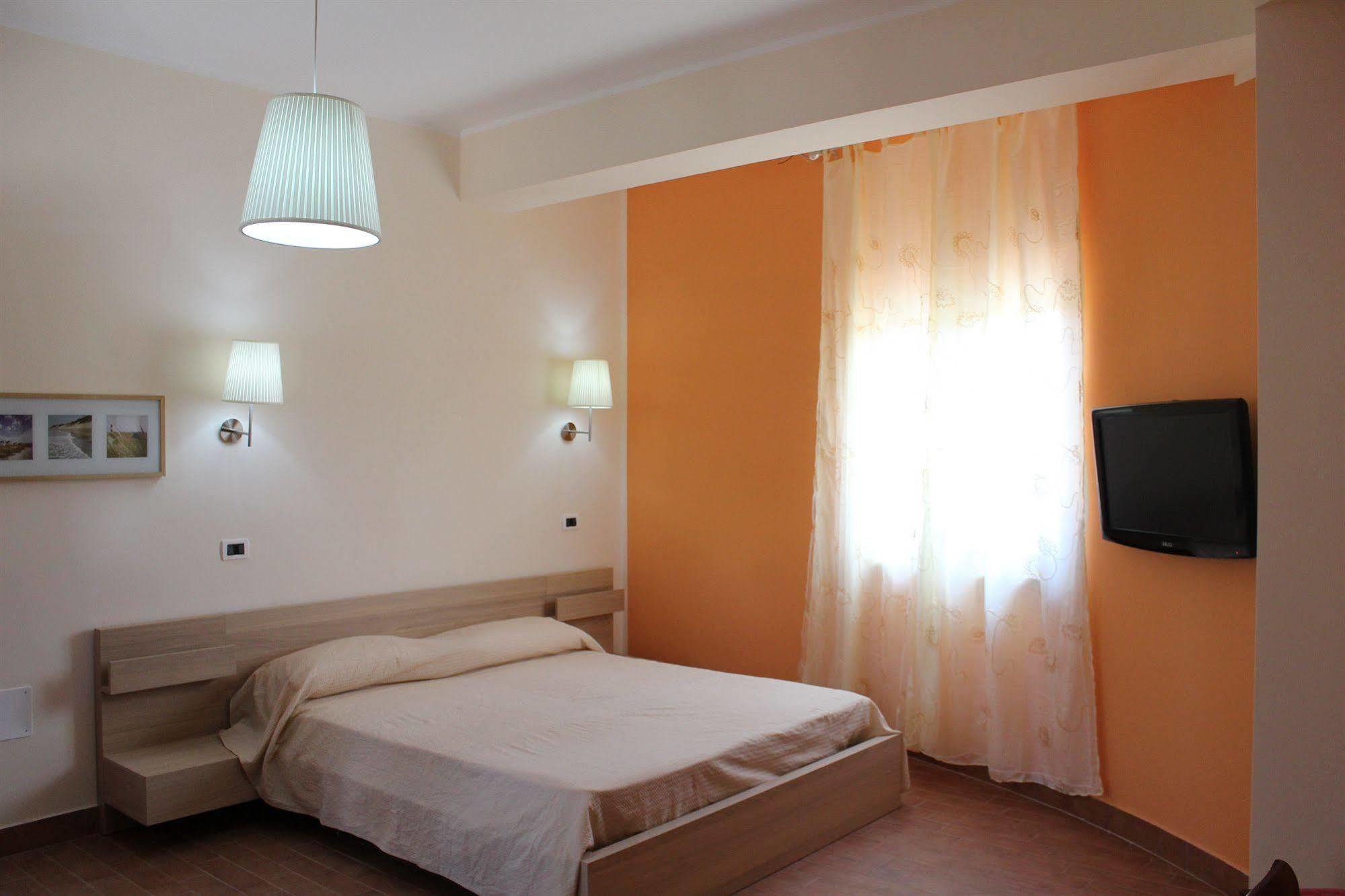 Maison d'hôtes Il Casale Le Tre Volte à Solfara Mare Extérieur photo